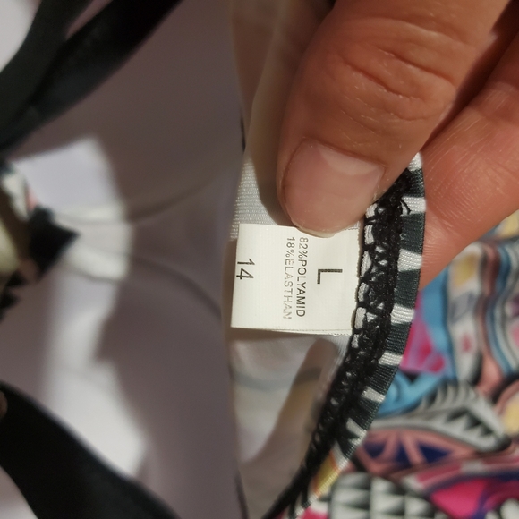 Bathing suit Aztec Print - Picture 3 of 3